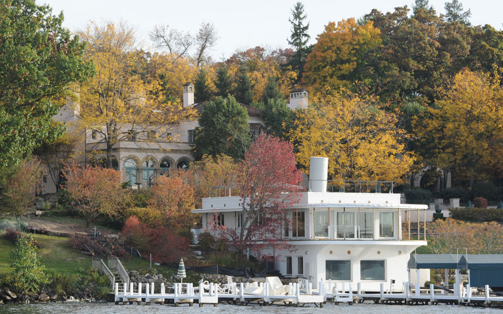 young-and-restless-mansion-lake-geneva